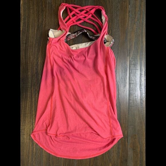 Lululemon Wild Butterfly Pink Tank Size 6‎ - Picture 2 of 5
